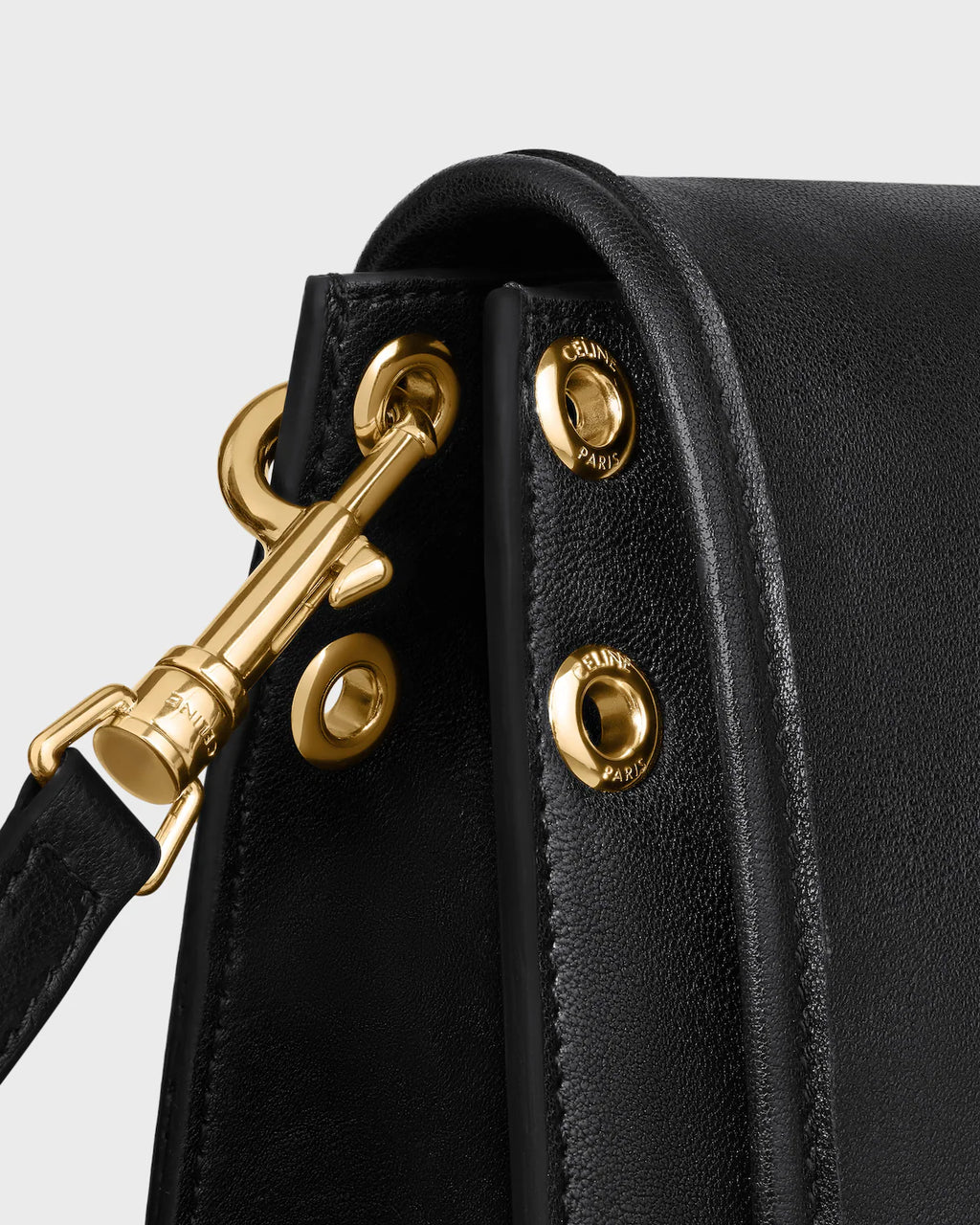 SOFT TRIOMPHE BESACE IN SUPPLE SHINY LAMBSKIN