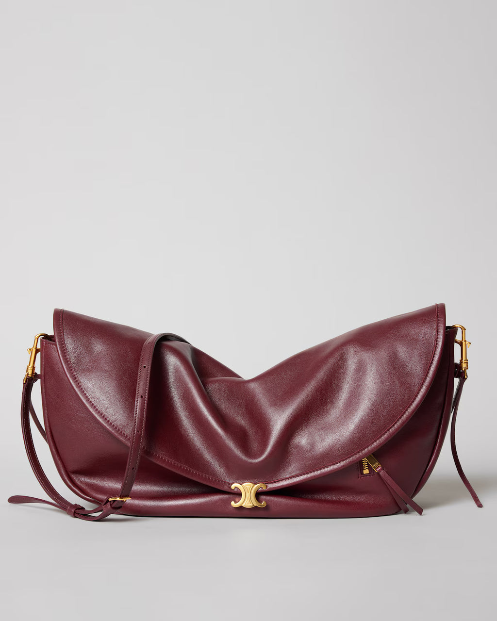 Soft Triomphe Halfmoon IN SHINY LAMBSKIN