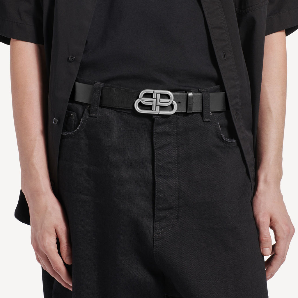Bb Large Belt in Black BB Large Belt in black calfskin, aged-silver hardware RUNWAY DELUXE