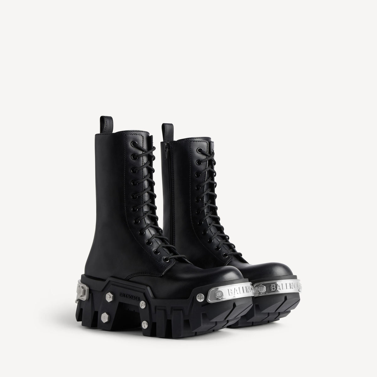 Women's Bulldozer Lace-up Boot in Black