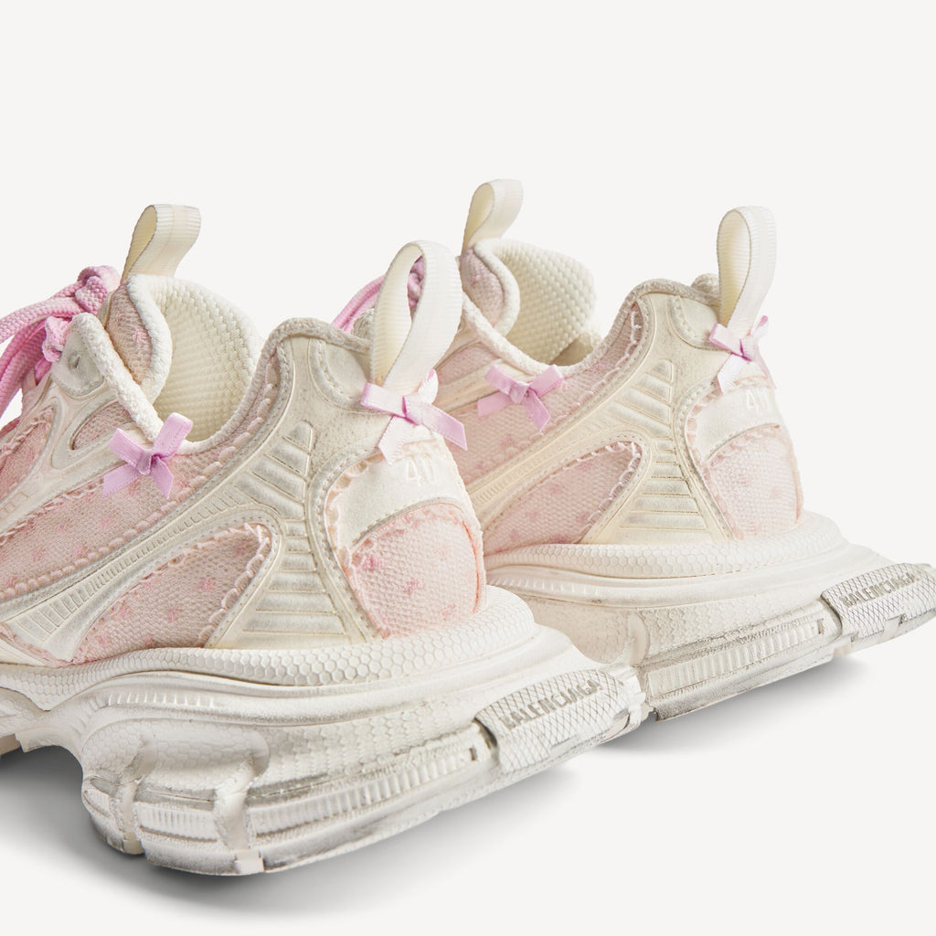 Women's 3xl Tulle Sneaker in White/pink