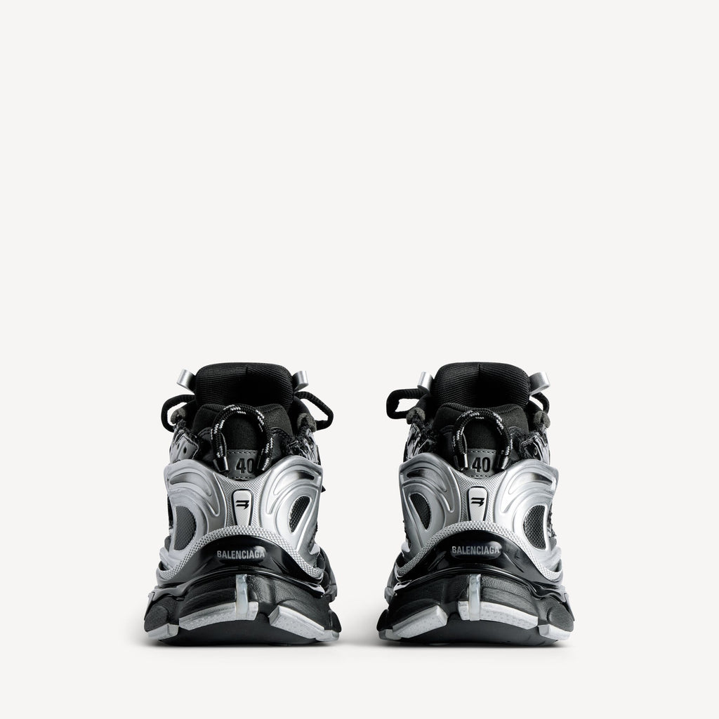 Women's Runner Sneaker in Black/silver