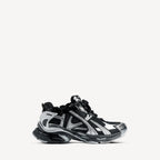 Women's Runner Sneaker in Black/silver