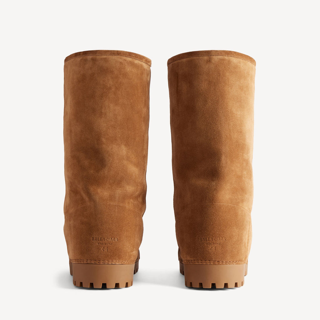 Women's Alaska Fur High Boot in Brown