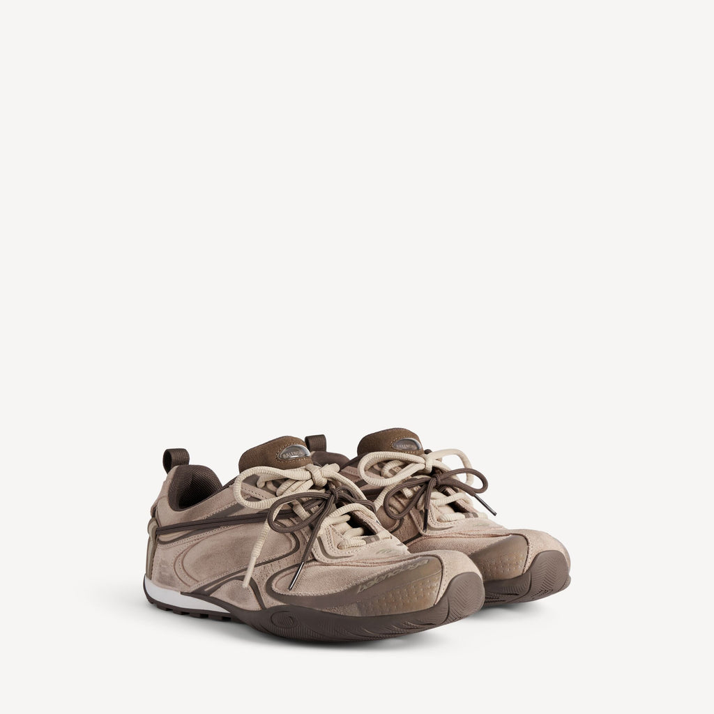 Women's Radar Velvety Sneaker in Beige/brown