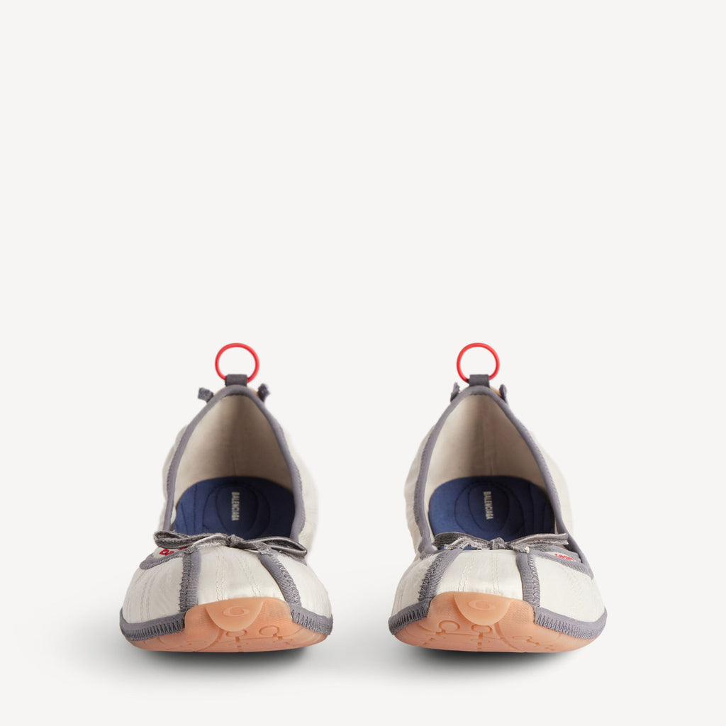 Women's Ballet Sneaker in Eggshell/grey/navy/red