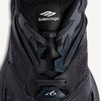 Women's Jet Sneaker in Black