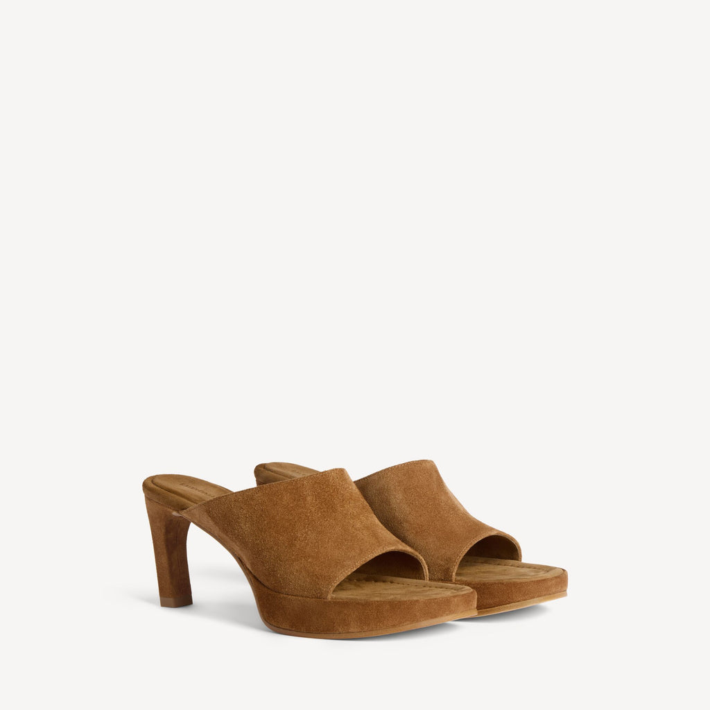 Women's Fargo Mule in Brown RUNWAY DELUXE