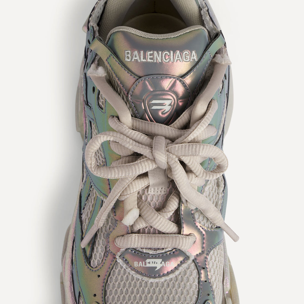 Women's Runner Iridescent Sneaker in Beige/pink