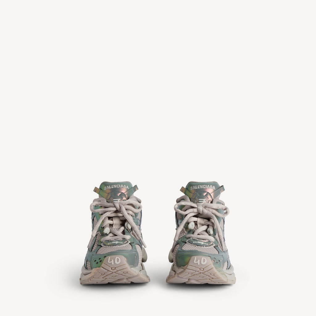 Women's Runner Iridescent Sneaker in Beige/pink