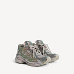 Women's Runner Iridescent Sneaker in Beige/pink