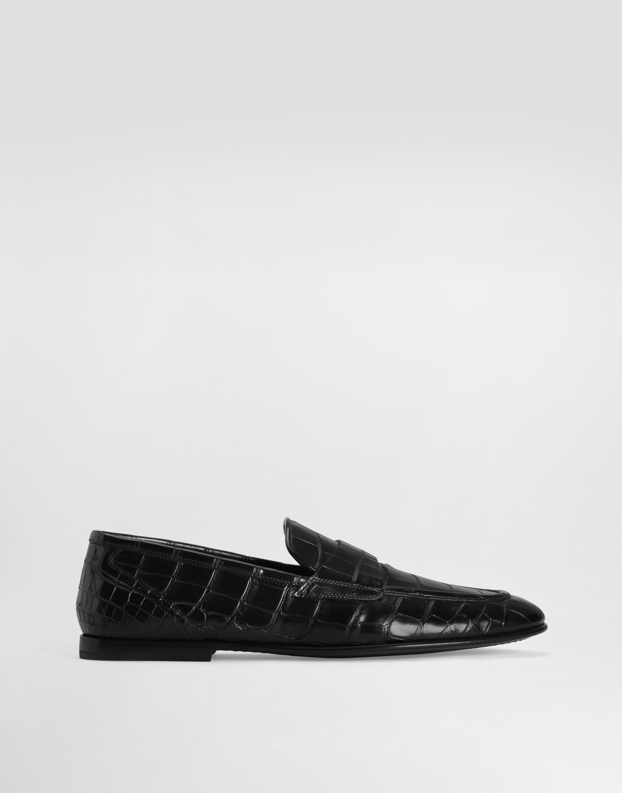 Alligator leather Shoe