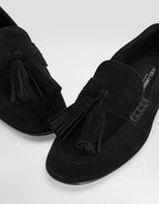 Split calfskin shoe