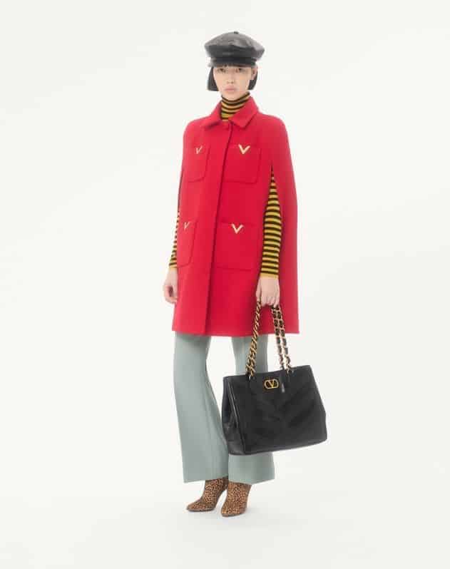Valentino Garavani Laseine Shopping Bag In Nappa Leather With A Chevron Pattern