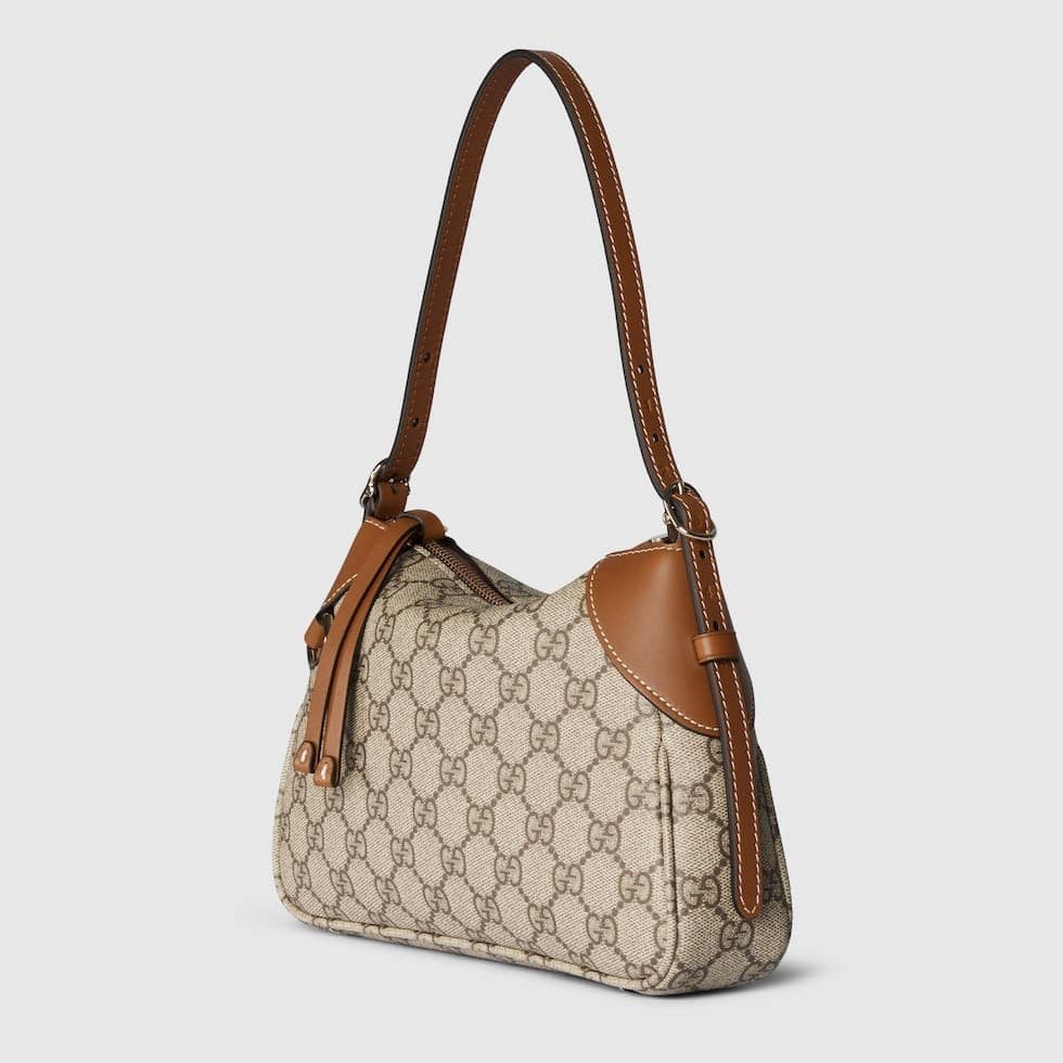 GG EMBLEM SMALL SHOULDER BAG