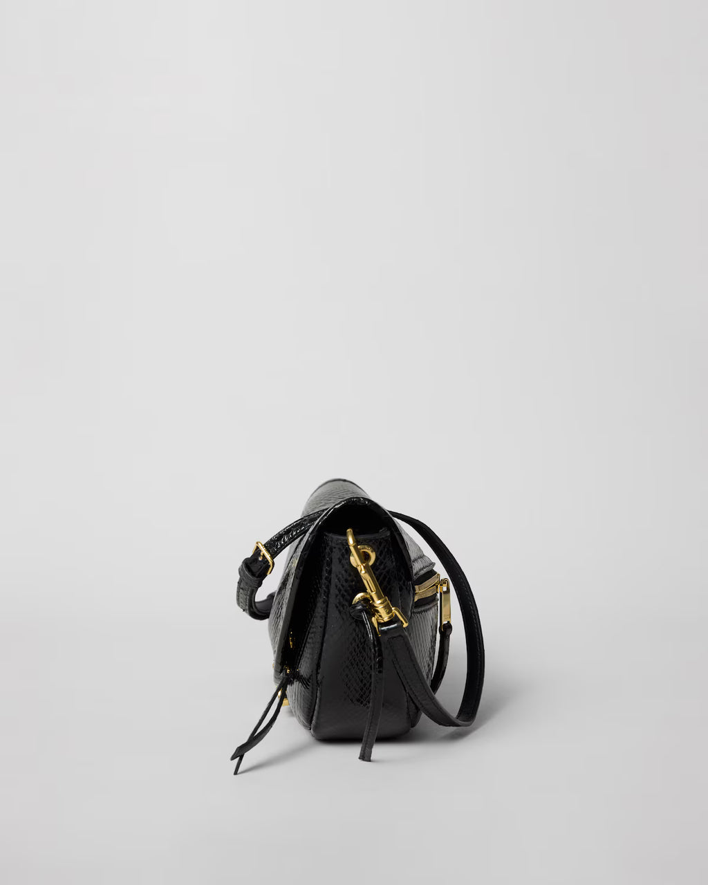 SOFT TRIOMPHE LITTLE HALFMOON IN PYTHON