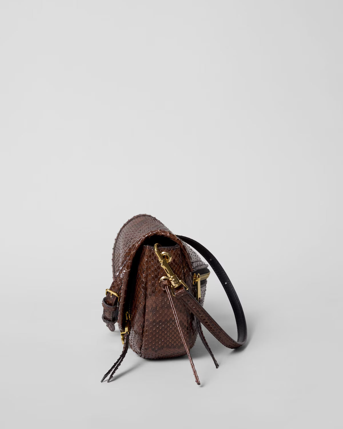 SOFT TRIOMPHE LITTLE HALFMOON IN PYTHON