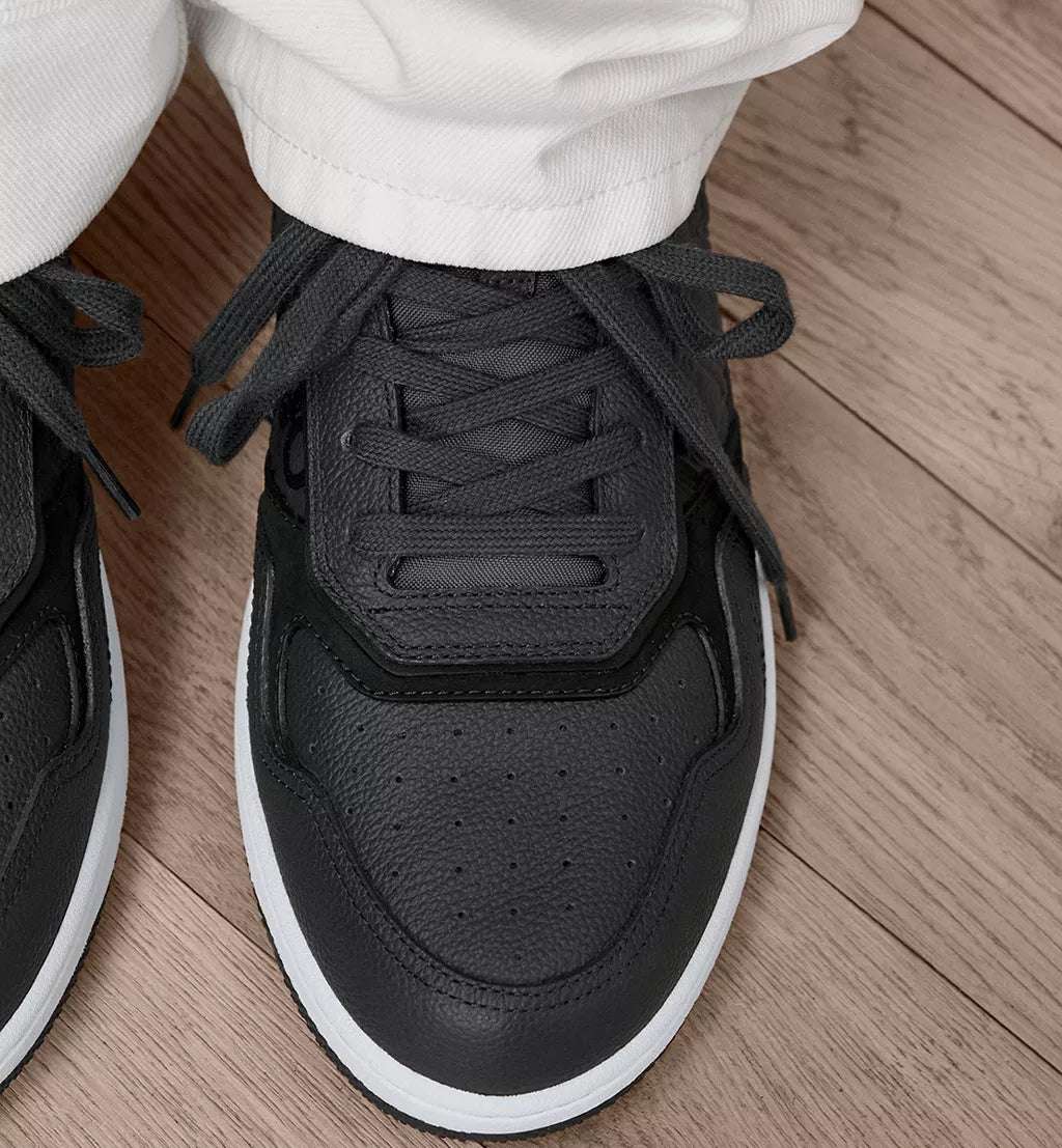 B27 Uptown Low-Top Sneaker
