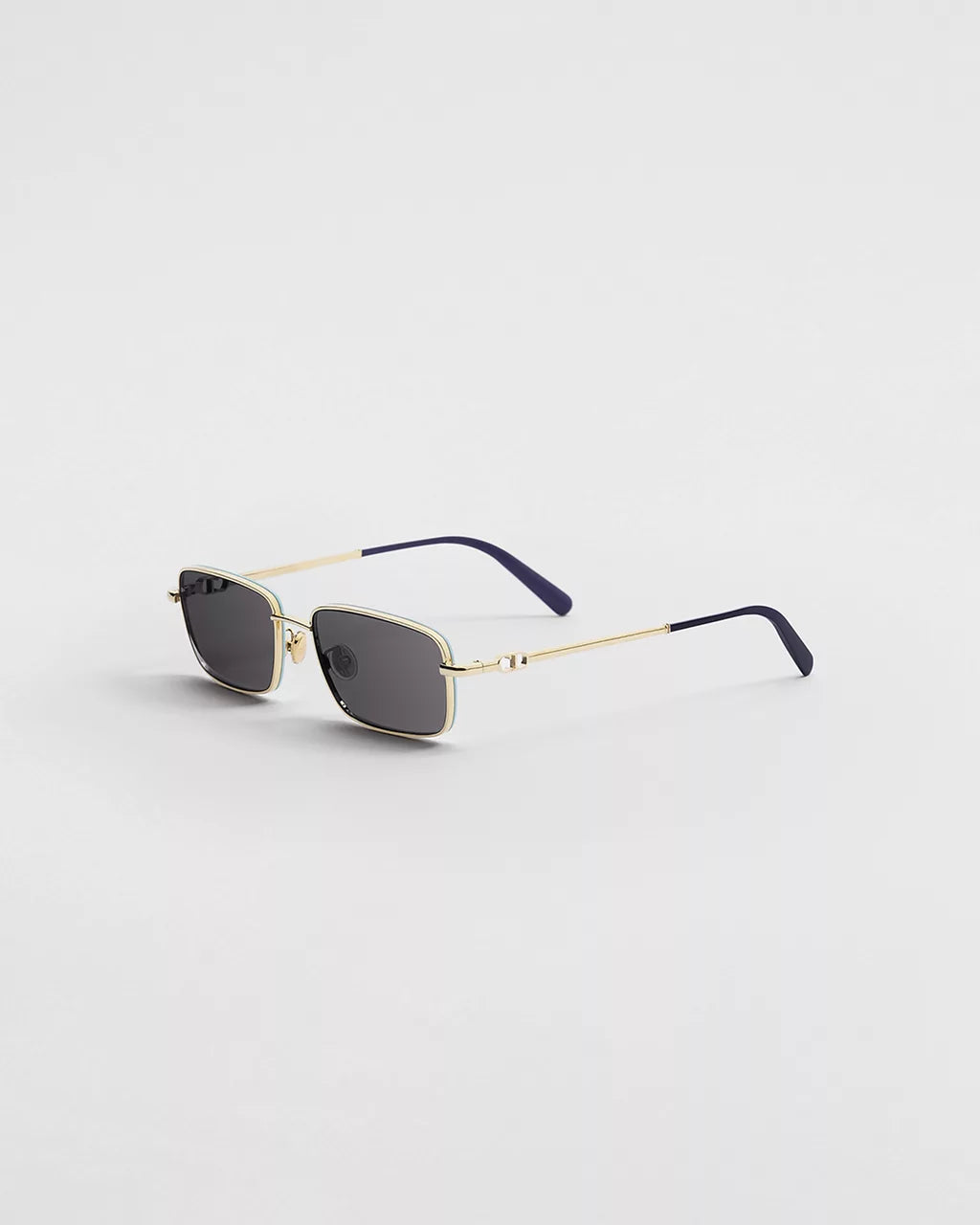 Petit CD S1U Gray Rectangular Sunglasses RUNWAY DELUXE