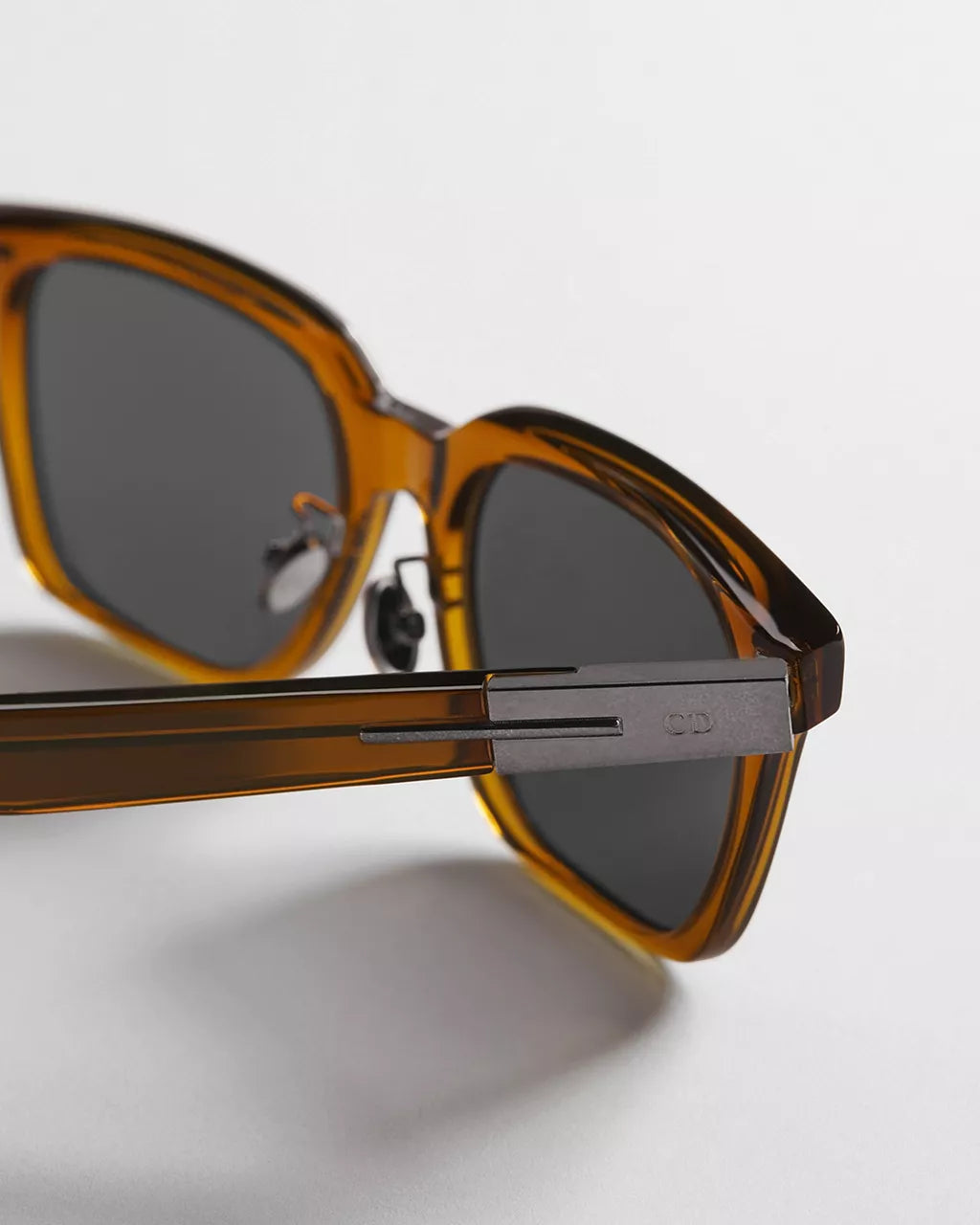 DiorBlackSuit S23F Transparent Caramel Square Sunglasses RUNWAY DELUXE