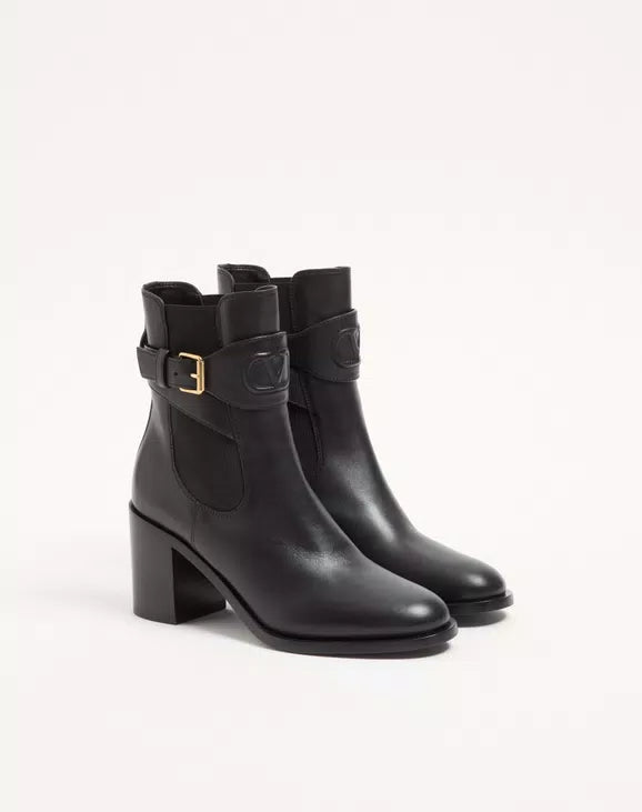 VLogo Embossed Calfskin Ankle Boot 75mm