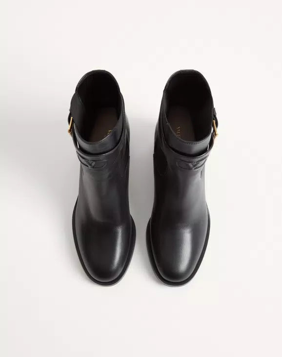 VLogo Embossed Calfskin Ankle Boot 75mm