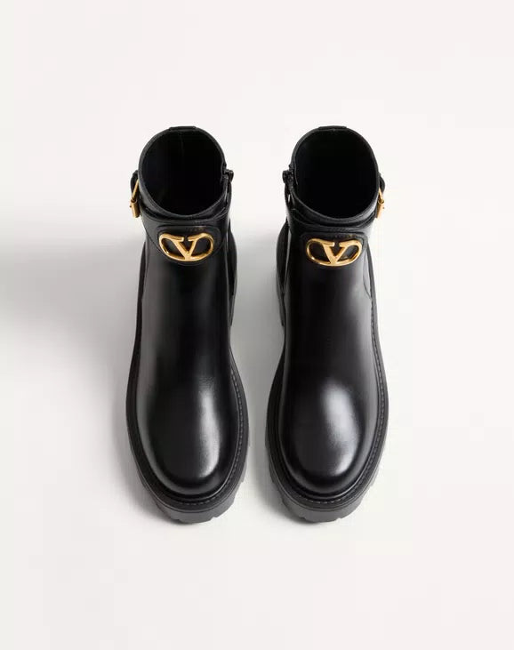 VLogo Signature Ankle Boot In Calfskin 55Mm