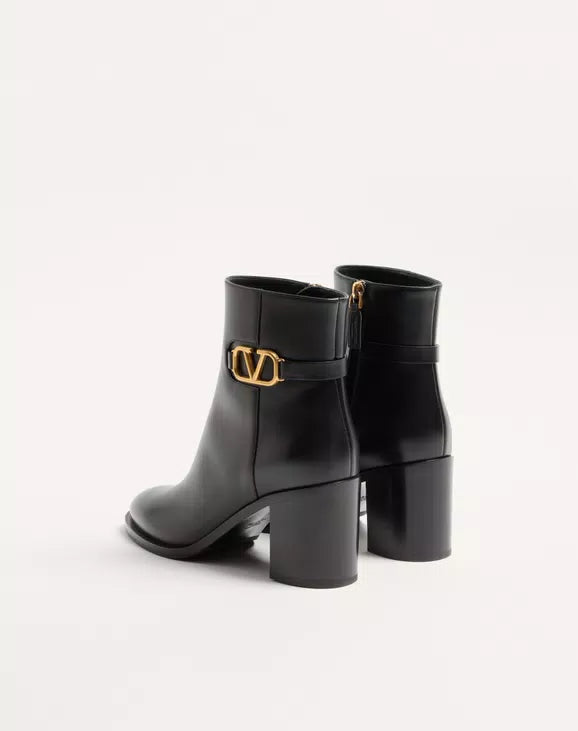 VLogo Signature Calfskin Ankle Boot 75Mm