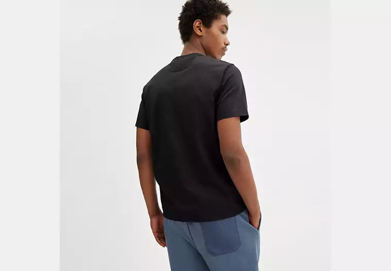 Essential T-Shirt RUNWAY DELUXE