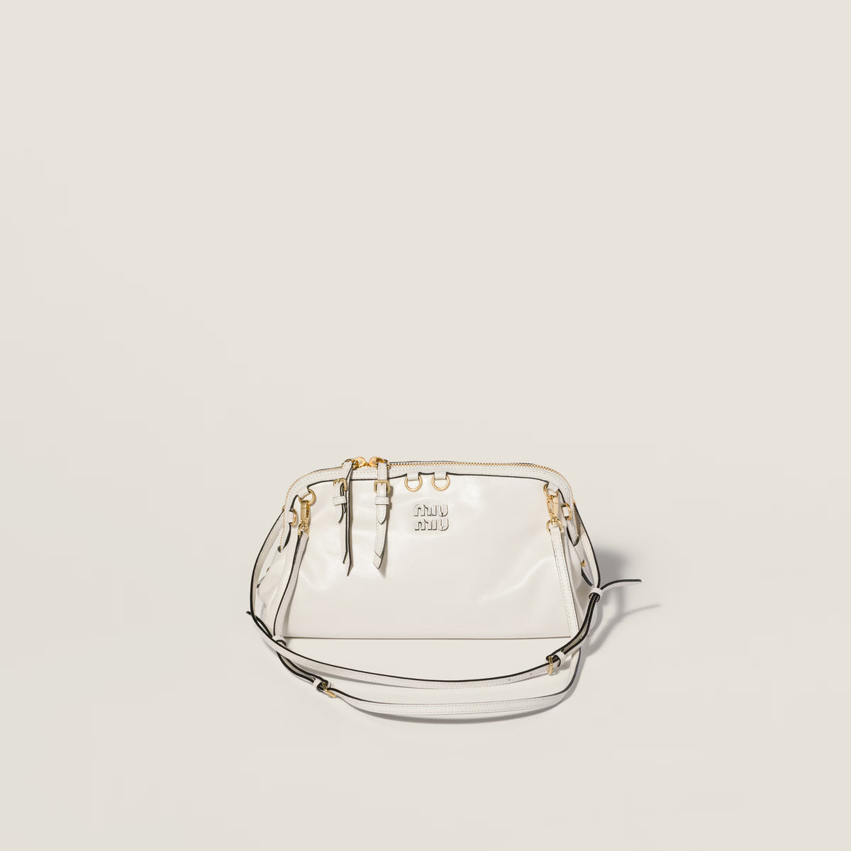 Caprice shiny leather clutch