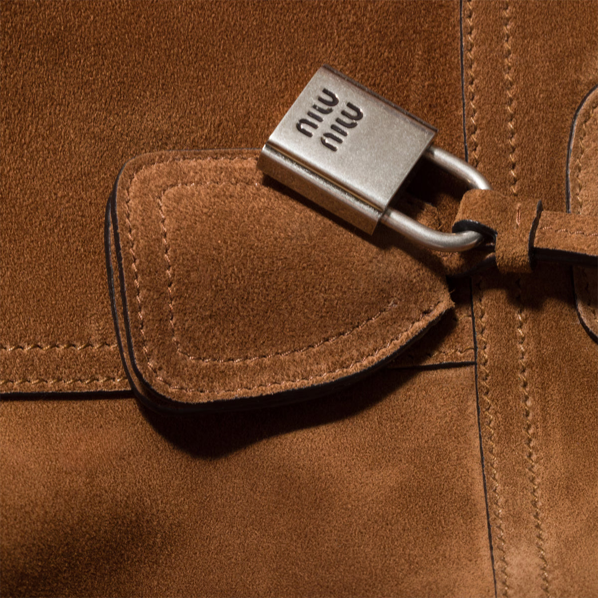 Vivant Suede bag
