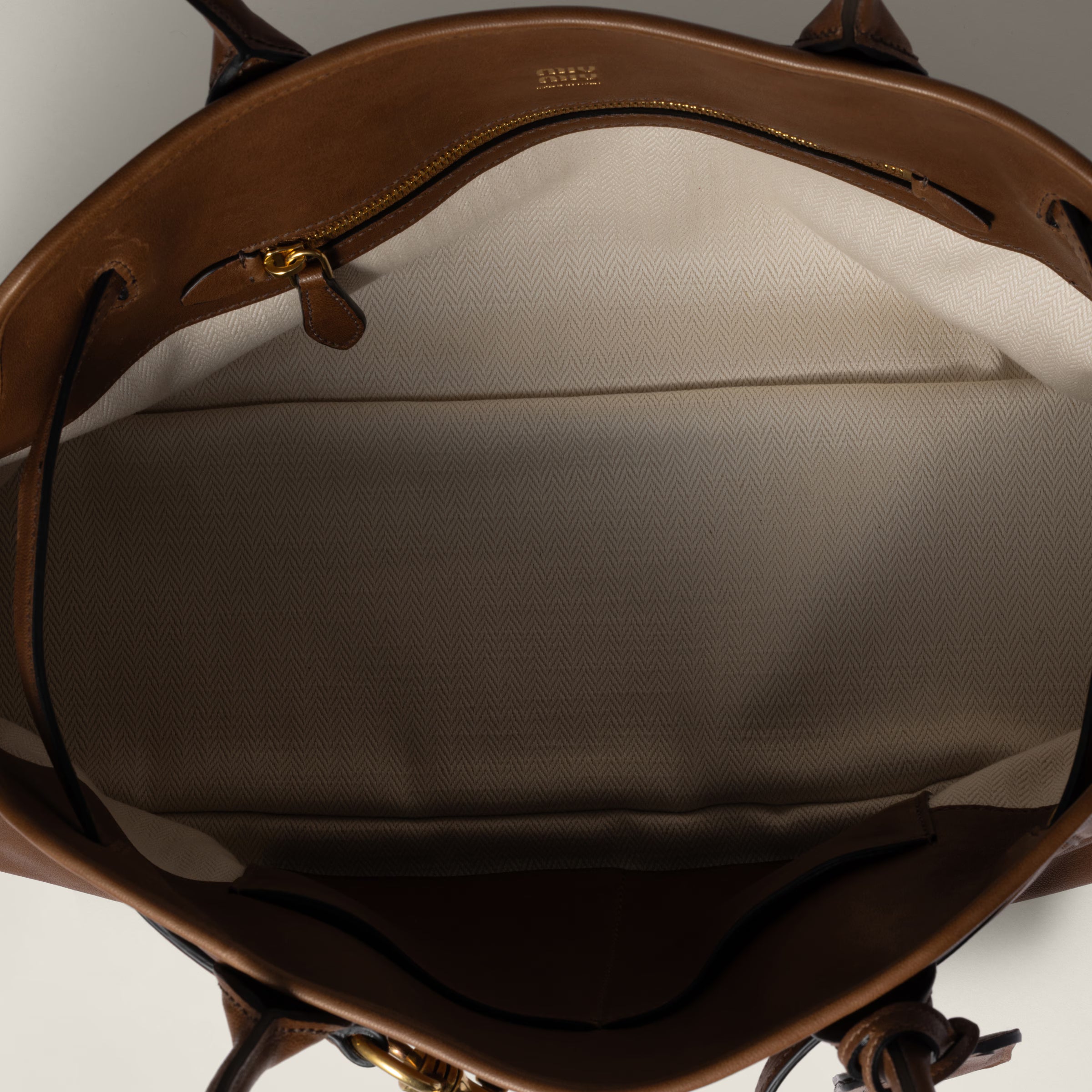 Aventure nappa leather bag