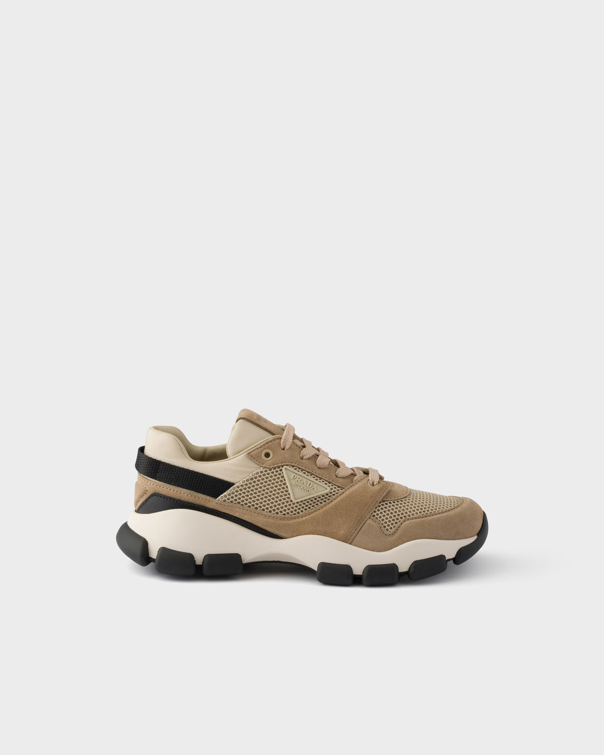 Mesh fabric and suede sneakers