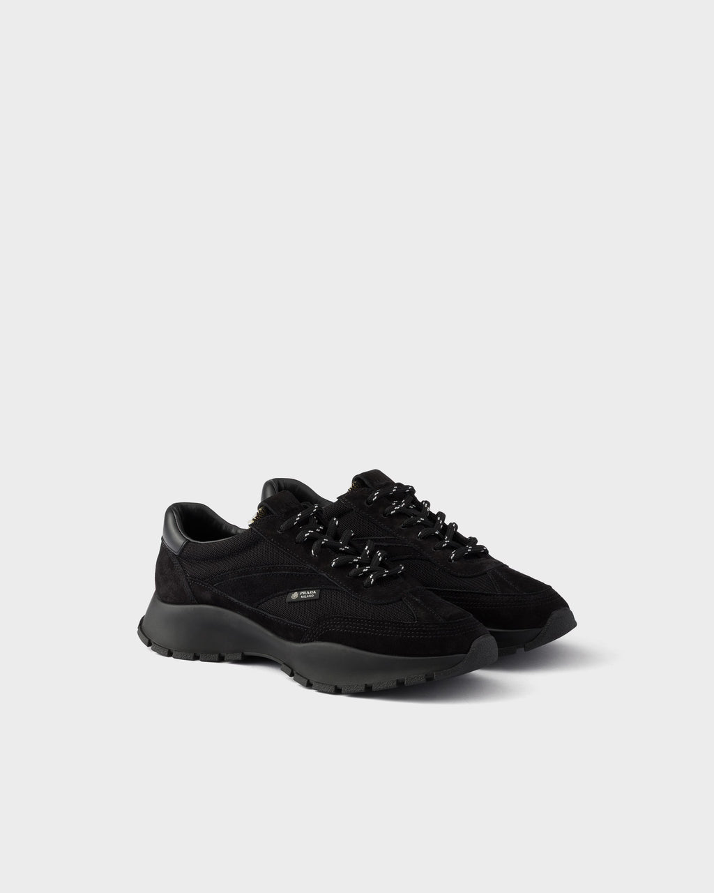 Mesh fabric and suede sneakers
