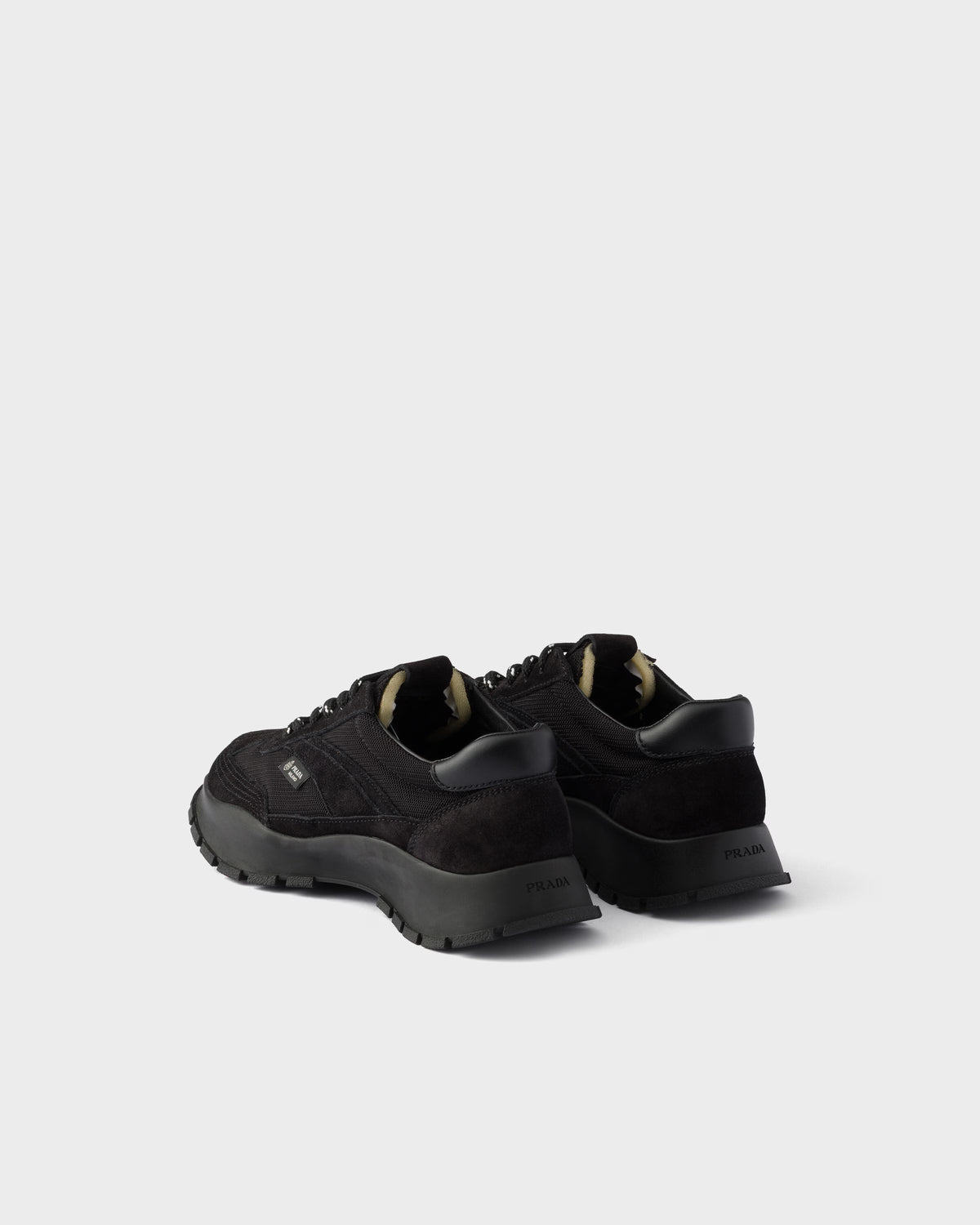 Mesh fabric and suede sneakers