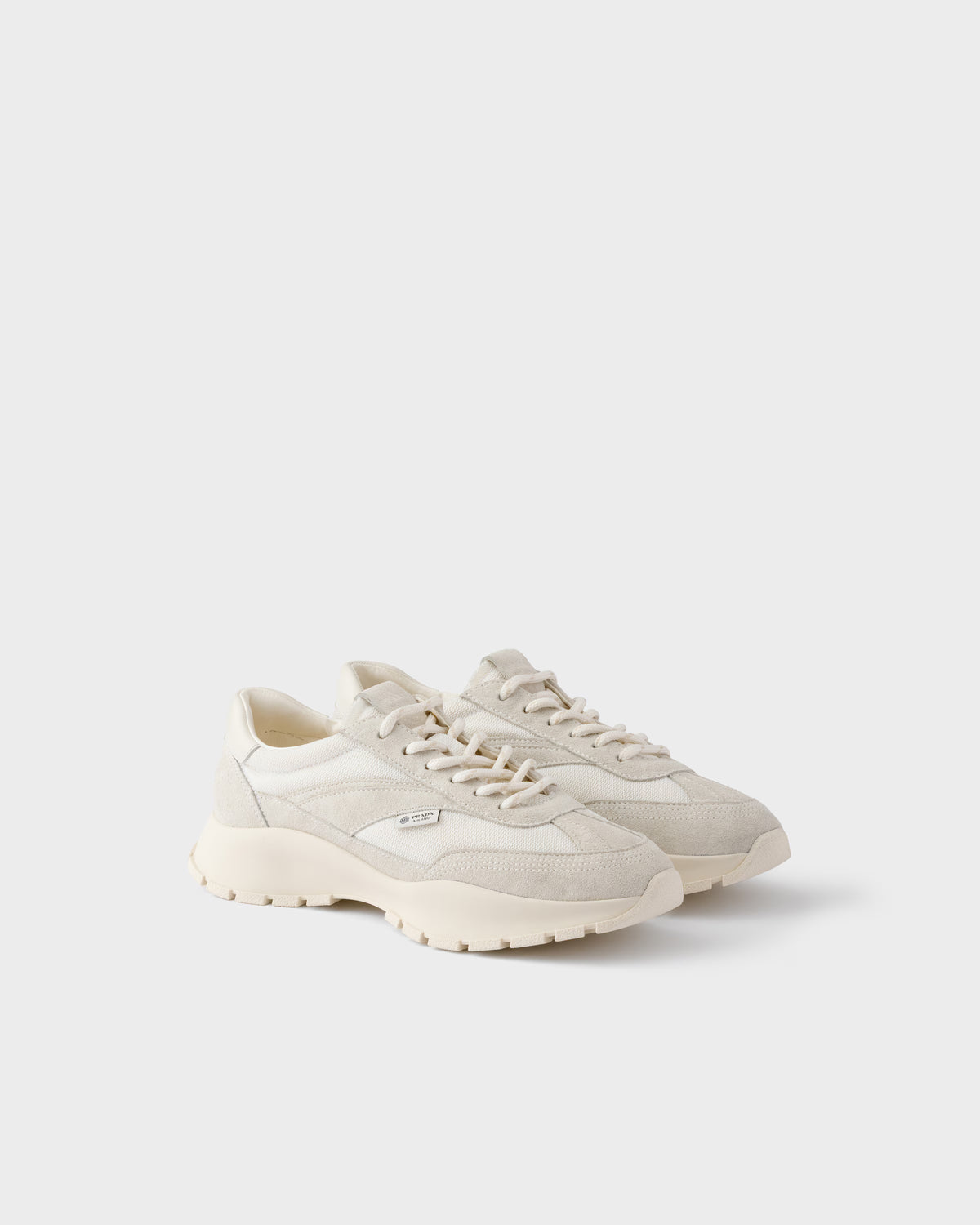 Mesh fabric and suede sneakers