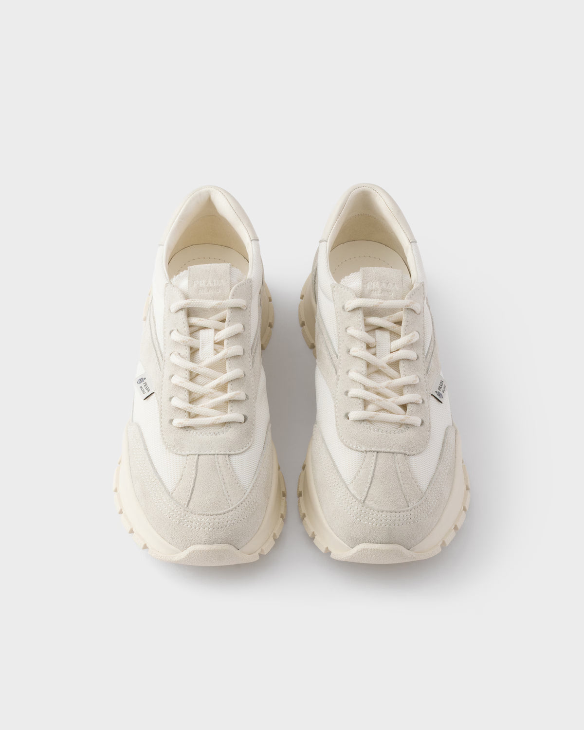 Mesh fabric and suede sneakers