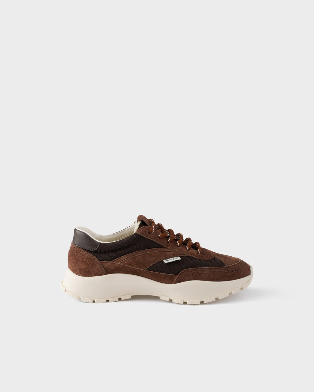 Mesh fabric and suede sneakers
