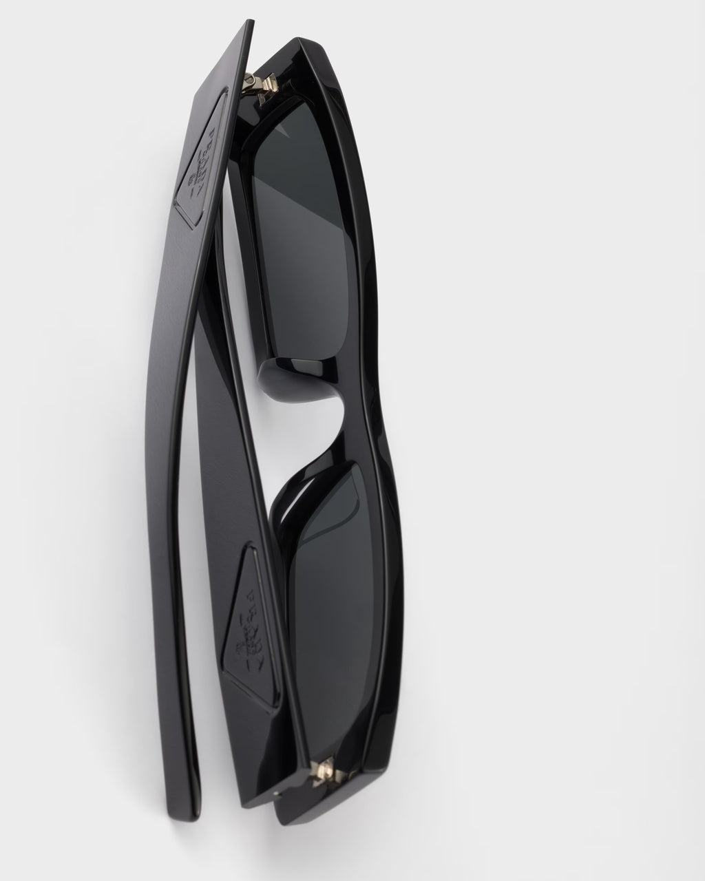 Sunglasses with triangle logo ColorSlate Gray Lenses RUNWAY DELUXE
