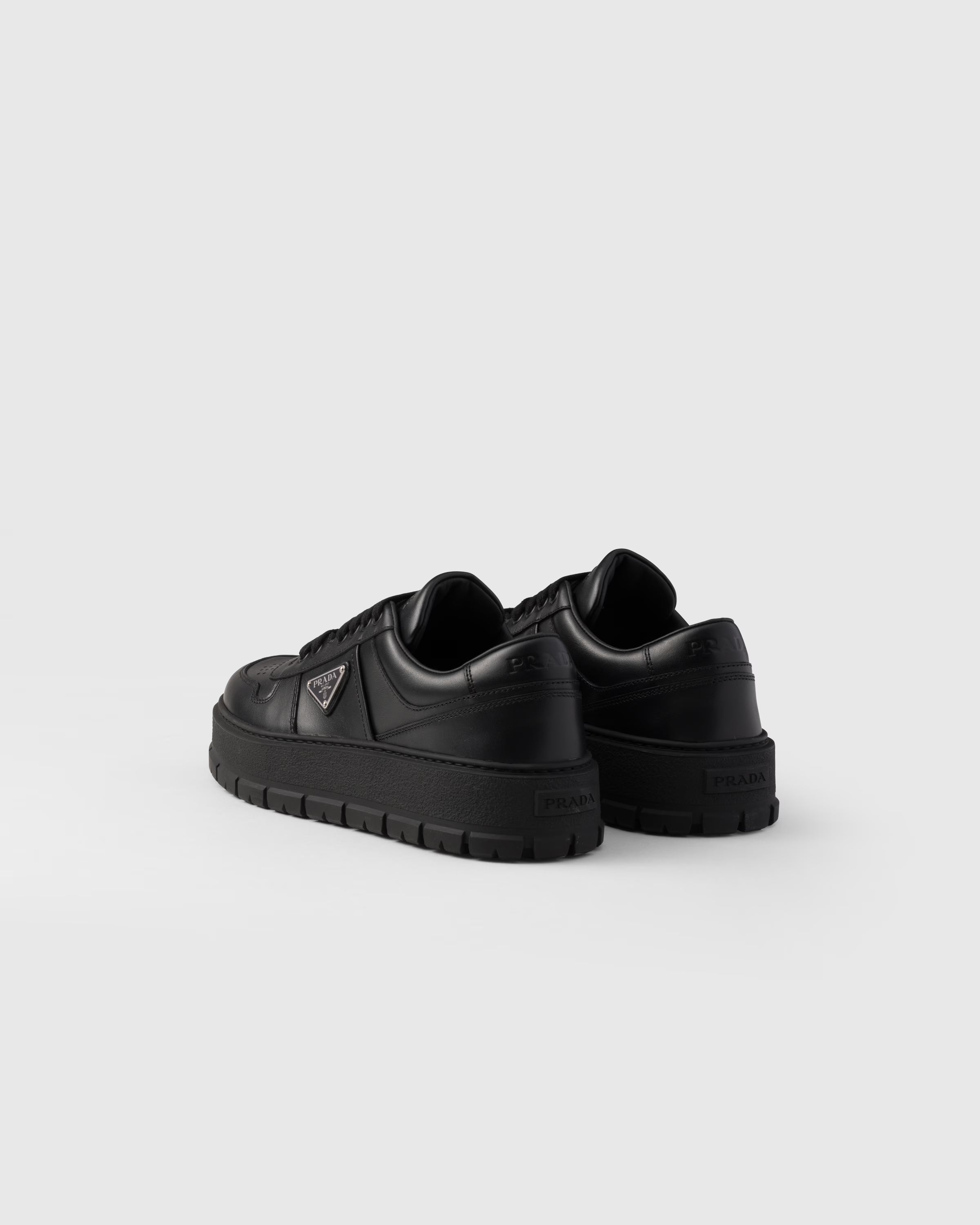 Leather sneakers