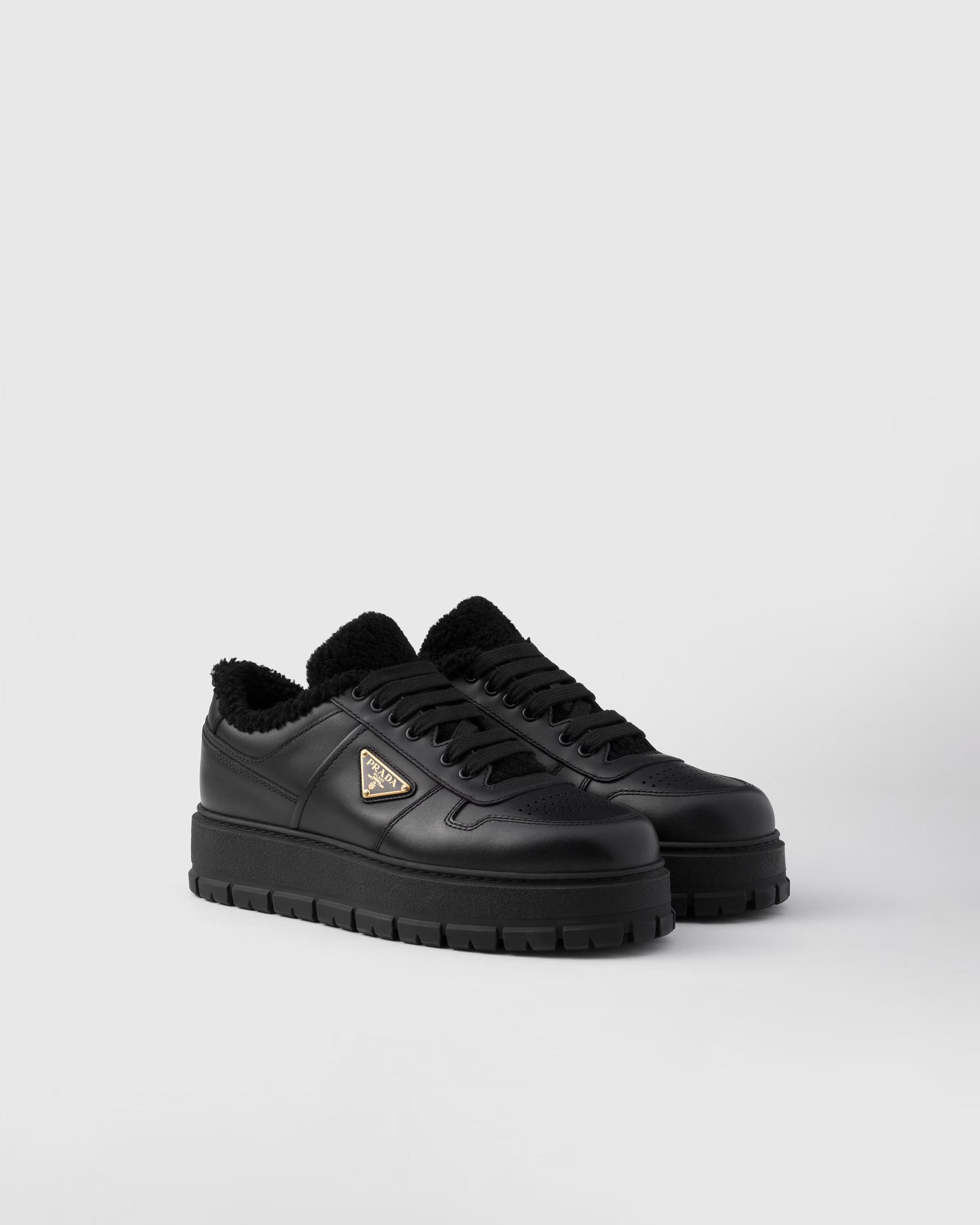 Leather laced sneakers