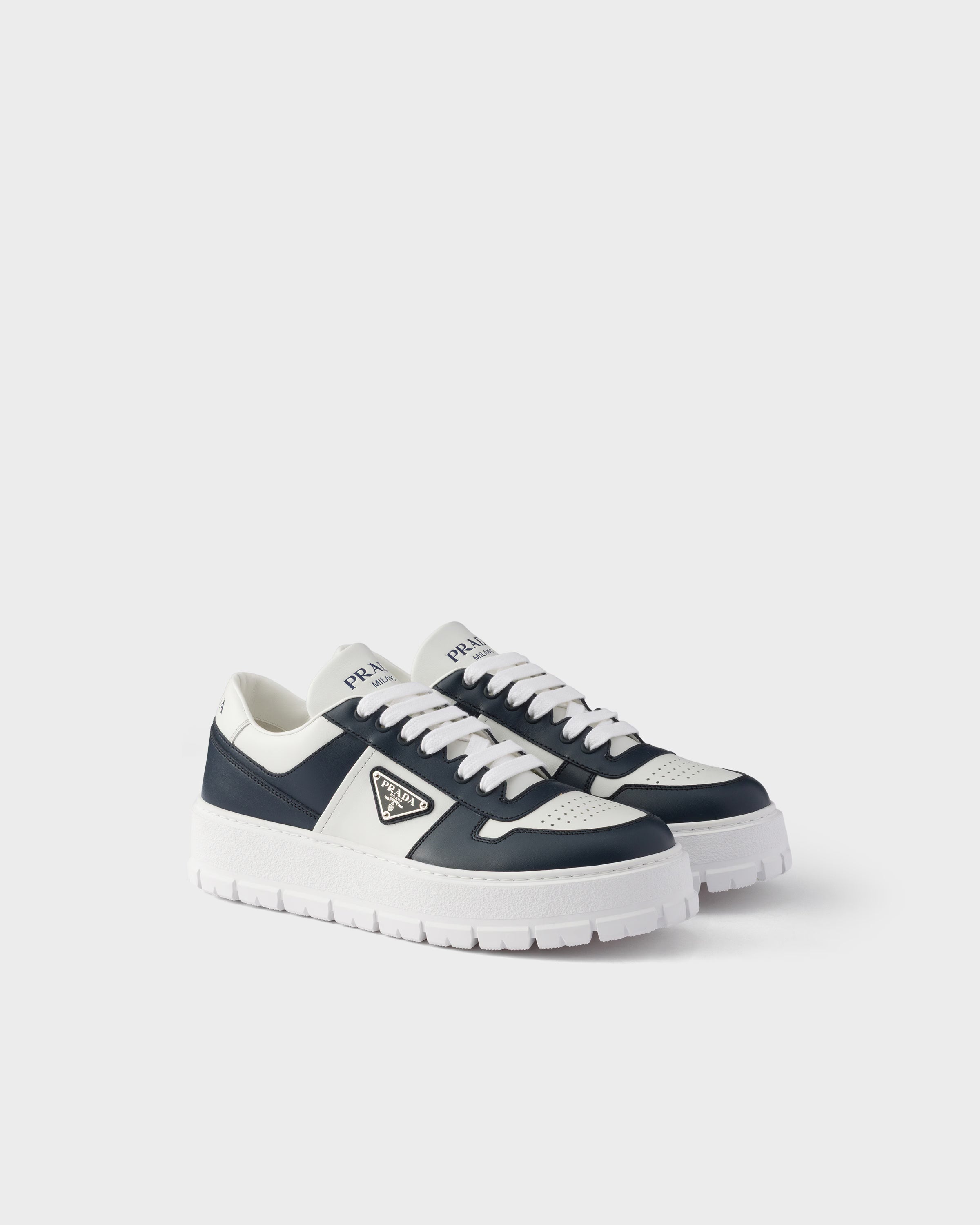 Leather sneakers