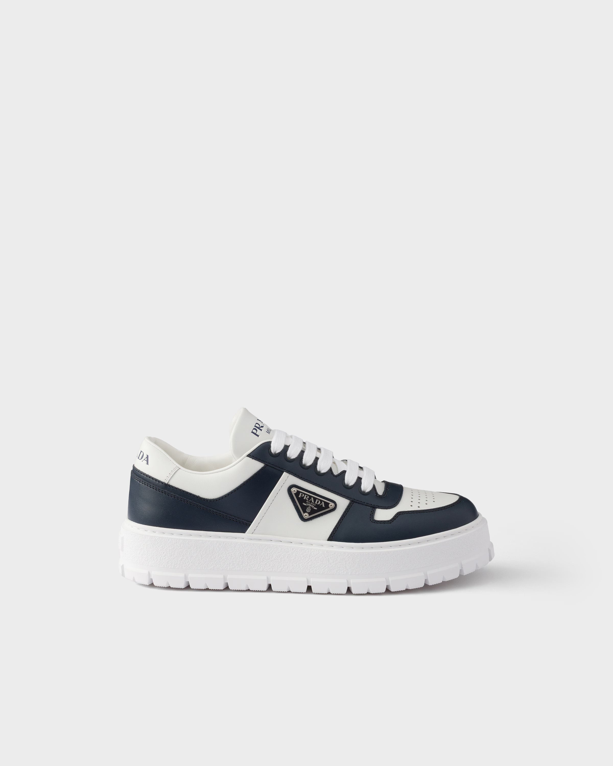 Leather sneakers