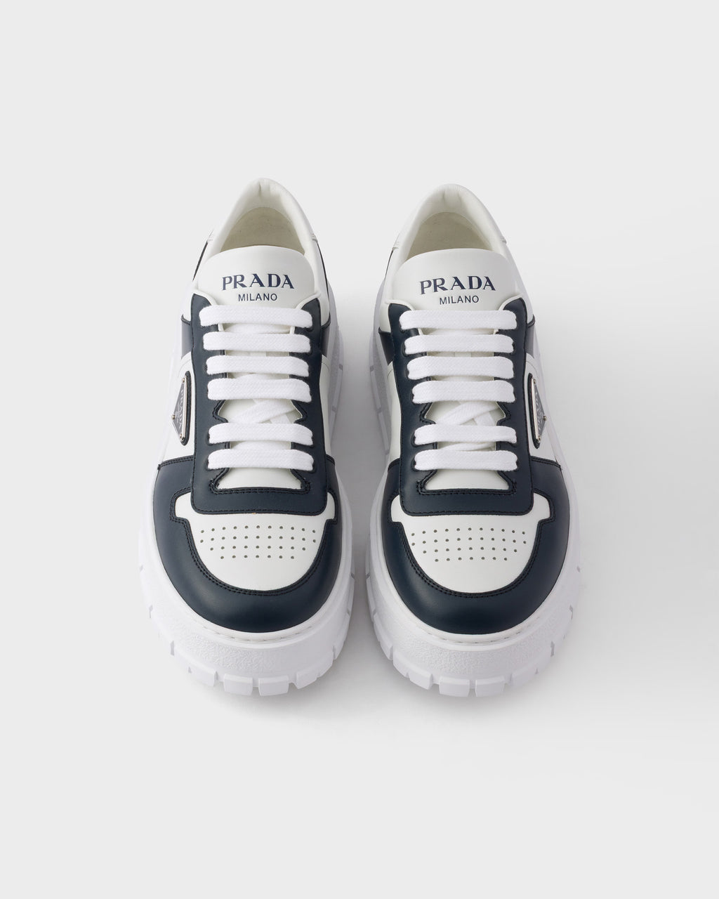 Leather sneakers