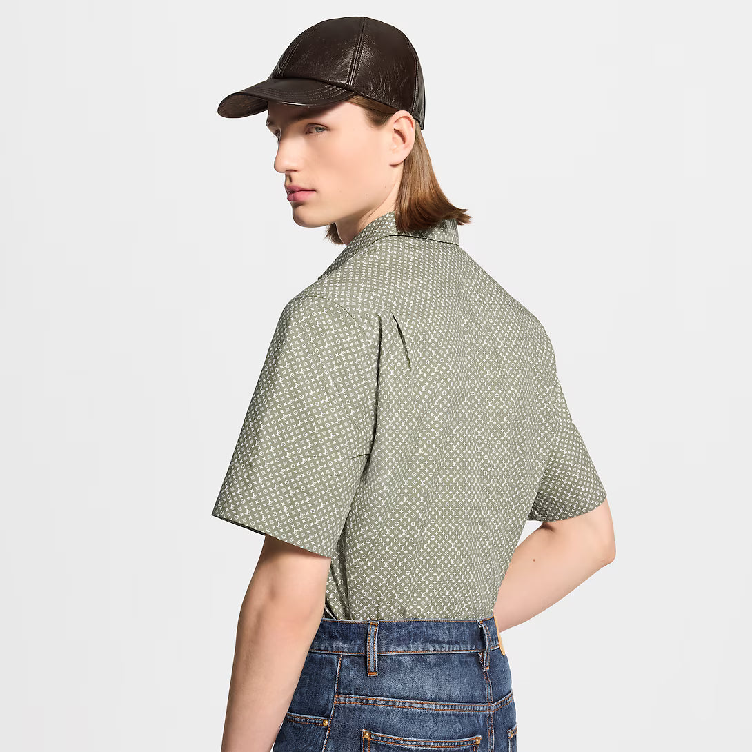 Nanogram Print Short-Sleeved Shirt RUNWAY DELUXE