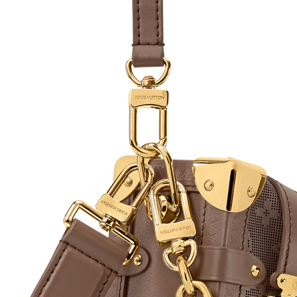 Side Trunk MM East-West RUNWAY DELUXE