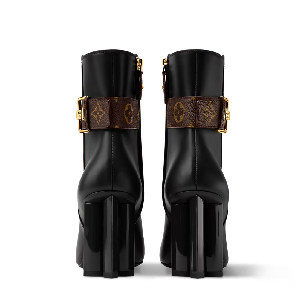 Silhouette Ankle Boot